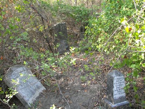 Taylor Mumford Cemetery In Davilla Texas Find A Grave Cemetery