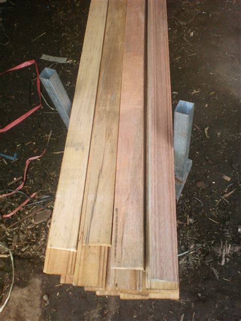 kumpulan model lis kayu  plafon sobhome