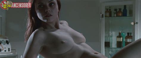 Christina Ricci Nuda ~30 Anni In Afterlife