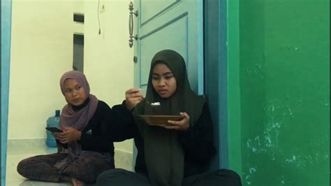 Sinetron Pendek Mitos Larangan Perempuan Makan Di Pintu Youtube