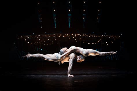 Quidam Cirque Du Soleil Flys High At Barclays Center Theater Pizzazz