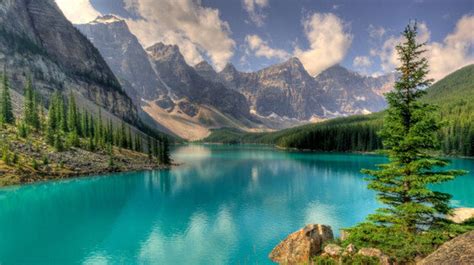 5 Reasons To Visit Banff National Park This Fall Huffpost Canada News
