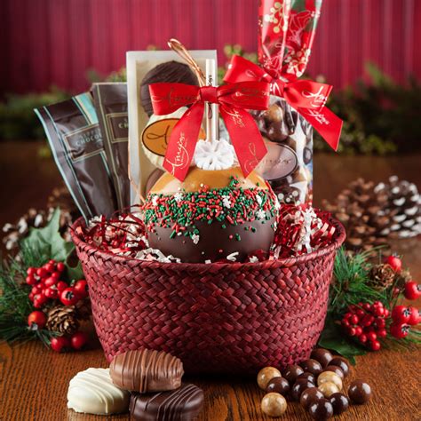 Holiday Red Seagrass Gift Basket