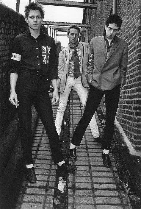 The Clash Photographed By Kate Simon 1976 British Punk Punk Music