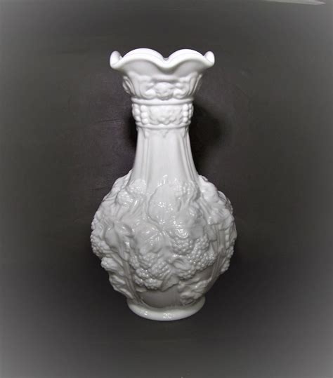 Imperial Milk Glass Vase Mid Century High Relief Loganberry Etsy