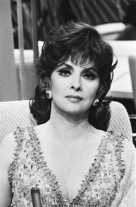 Последние твиты от gina lollobrigida (@g_lollobrigida). Gina Lollobrigida sa taille son poids, combien mesure ...