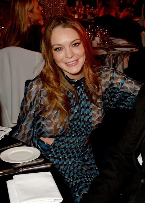 Ego Lindsay Lohan Usa Transpar Ncia E Mostra Demais Na Inglaterra Not Cias De Noite