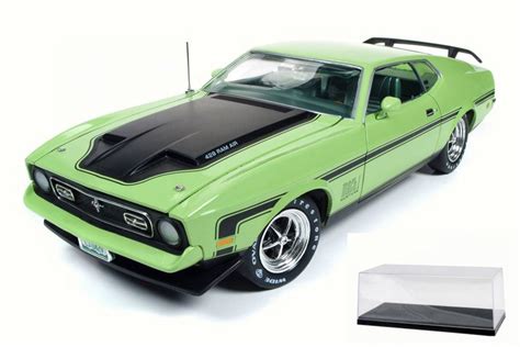 Diecast Car And Accessory Package 1971 Ford Mustang Mach 1 Lime Green Auto World Amm1069 1