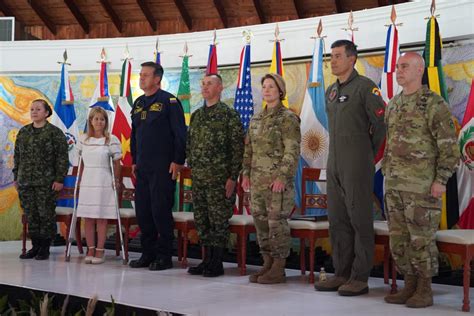 Camila On Twitter Southcom Commander Went To Colombia And Discussed