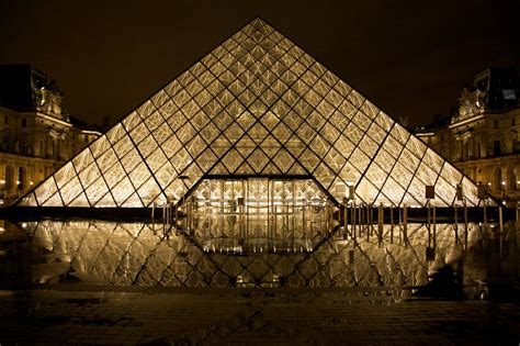 Peis Marvellous Glass Pyramid Embarks Architectural Achievement