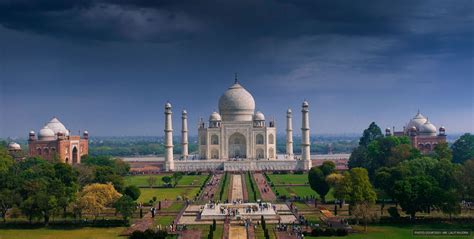 Top 5 Historical Places In India