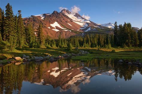 Tarn Reflection Of Central Oregons Mt Jefferson Photograph By Larry