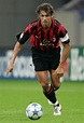 Paolo Maldini | Imagenes de deportes, Leyendas de futbol, Deportes futbol