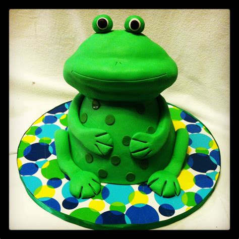 3d frog birthday cake frog cakes birthday cake cake