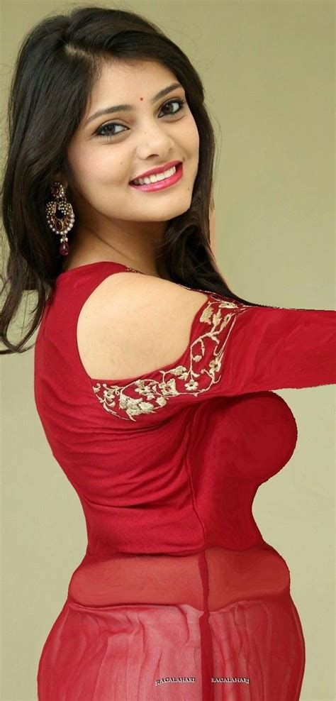 Red Formal Dress Sleeveless Formal Dress Formal Dresses Girl Face Indian Beauty Silk Sarees