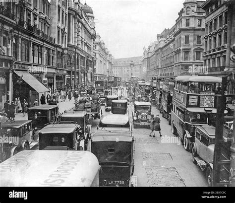1920s London Street Hi Res Stock Photography And Images Alamy