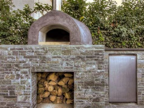Outdoor Stone Oven Insteading