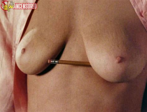Naked Leila Kenzle In Breast Men