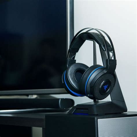 Razer Thresher Ultimate Wireless Gaming Headset Announced For Ps4 And