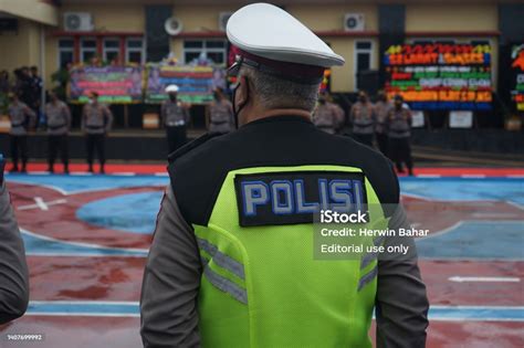 Seragam Personel Kepolisian Indonesia Foto Stok Unduh Gambar Sekarang