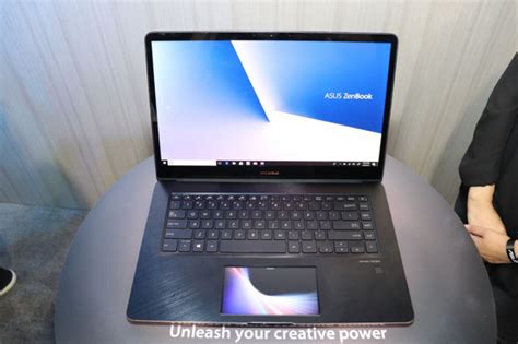 Asus Zenbook Pro 15 Ux580 Con Screenpad E Intel Movidius Video Prova