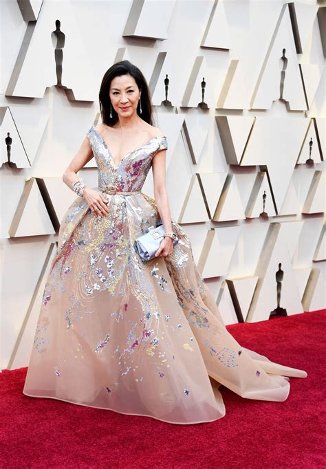All The Looks On The 2019 Oscars Red Carpet Oscar Dresses Academy