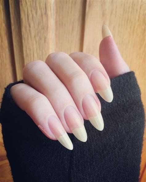 Pin By Арина Комарских On ногти In 2020 Long Natural Nails Natural Nails Dream Nails