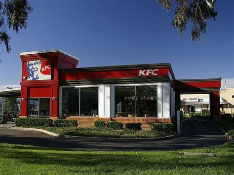 Kfc Is Testing An Upmarket Restaurant With Only Boneless Chicken Gas