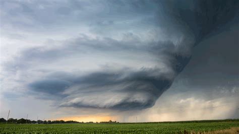 These S Bring Massive Tornadoes To Life Time