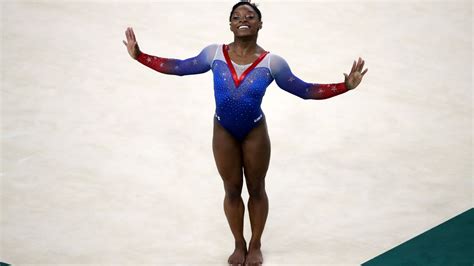 Biles Wins Floor Exercise For Fourth Rio Gold Simone Biles Floor Workouts Gymnastics Team