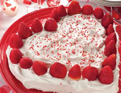 Download valentine birthday cake images and photos. BAKE YOUR HEART WITH THESE LOVELY VALENTINE CAKE ...