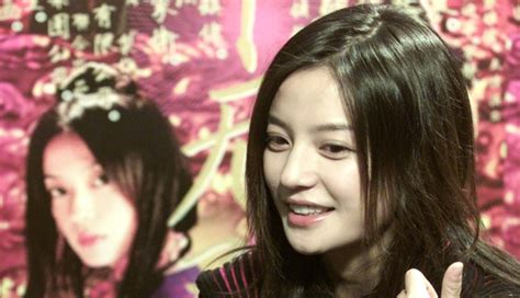 Actress Zhao Wei And Husband Banned From Securities Markets For Five