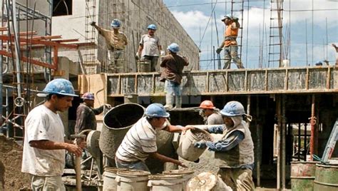 El 30 De Los Obreros De La Construcción Esperan La Reactivación Del