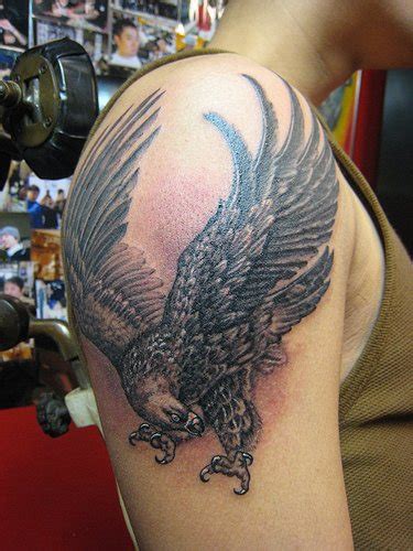 Latest Tattoos Designs Latest Eagle Tattoos Designs