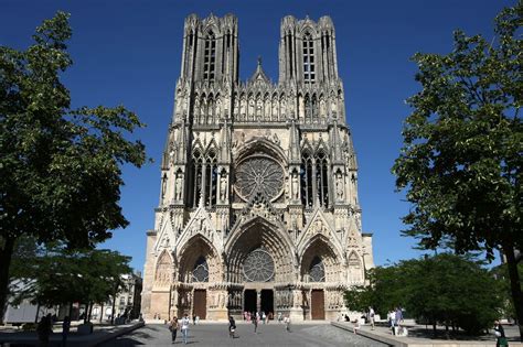 Cathédrale Notre Dame De Reims Imposante Cathédrale Gothique Du Xiiie