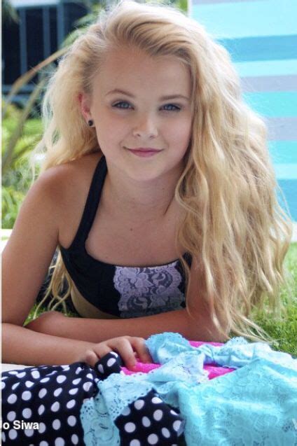 Shes So Sexy Rnsfwjojosiwa