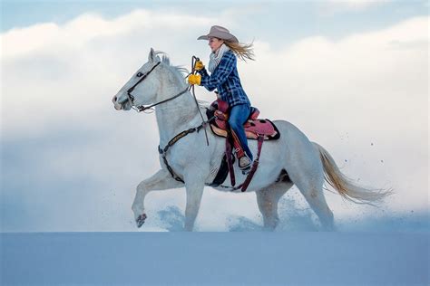 Todd Klassy On Twitter Cowgirl Riding Horse In Snow