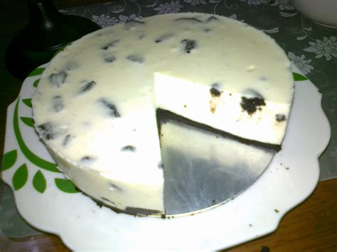 Kek lapis keju coklat via dayangjack.blogspot.com. AkifNosya: Resepi kek putih...OREO CHEESE CAKE