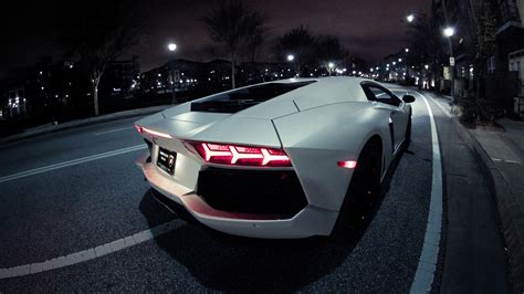 Gambar Mobil Sport Lamborghini Pulp