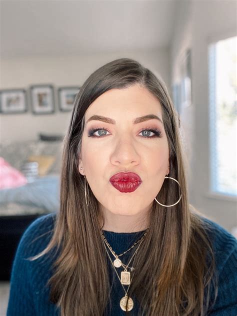 heart eyes valentine s day makeup the closet introvert