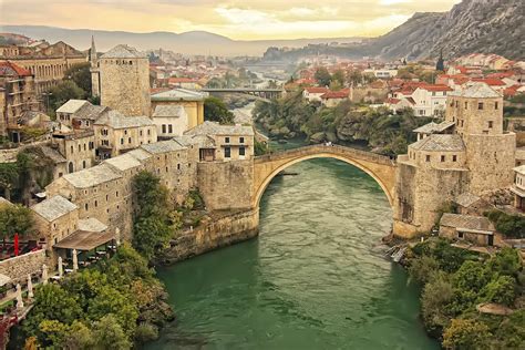 Visitar Stari Most Bridge In Mostar