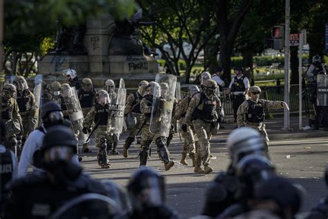 Washington, d.c., had a resident population of 601,723 in 2010, the 26th most populous city in the country. U.S. Park Police Chief Says No Tear Gas Was Used on ...