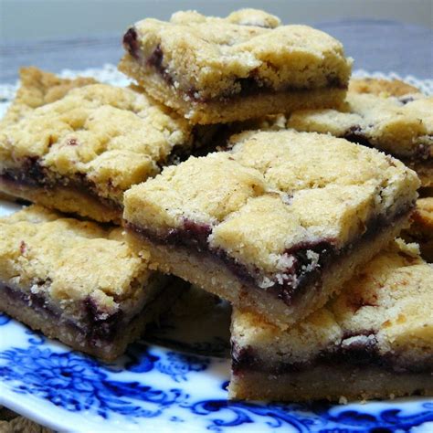 Visit the website for the easy illustrated recipe with photos of each step. Kosicky Slovak Cookie Recipe / Jelly Filled Cookies ...