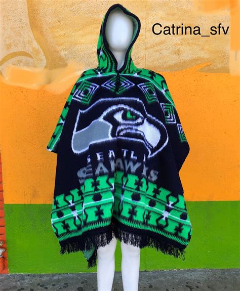 seattle seahawks football team handmade poncho uní sex uní etsy