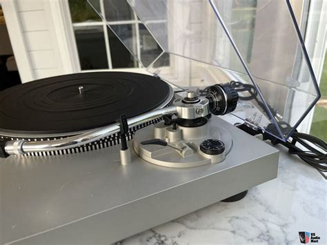 Technics Sl D2 Direct Drive Turntable With Audio Technica Cartridge