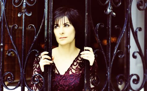 Enya Photo Gallery High Quality Pics Of Enya Theplace