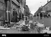 Toxteth Riot, Reino Unido de los años ochenta. La mañana después de una ...
