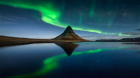 Aurora Borealis Iceland Kirkjufell Starry Sky Reflection On Water Hd