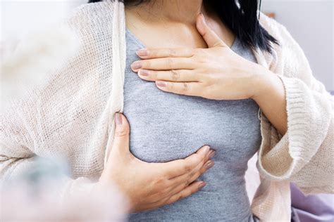 Wunde Brustwarzen Ursachen Behandlung Und Heilmittel