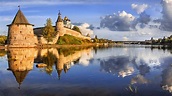 Pskov, cette cité où voyager en Russie médiévale devient possible ...